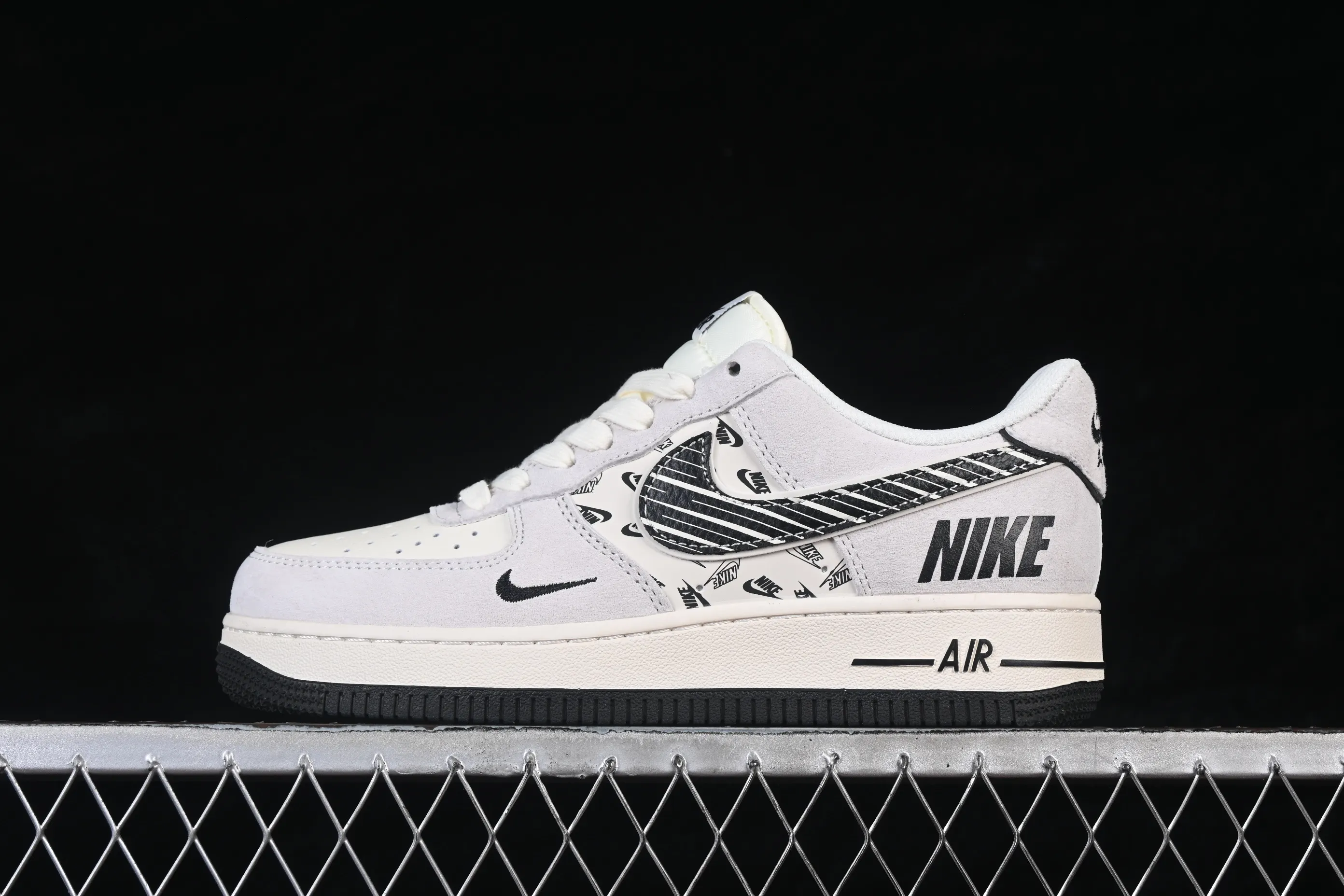 All categories Nk Air Force 1 Air Force series Nk Air Force 1 Low Air Force low-top Nike Air Force 1'07 Low Mi Heizhuba leather Air Force 1 low-top casual sneakers JP8028-068